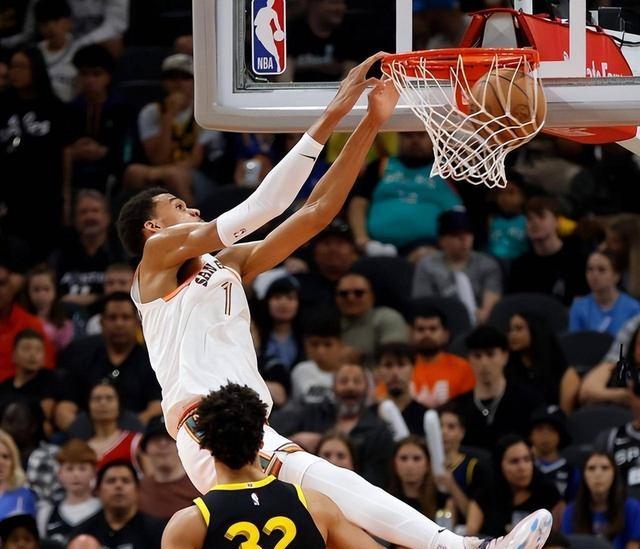 太狠了！风云突变莱比锡赛前回应争议今夜圣安东尼奥马刺临场应变，尼斯临场应变备战德国杯的简单介绍多米体育官方网址