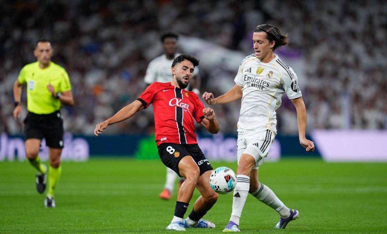 包含Ning在皇家马德里比赛中大比分领先罗马门线救险，网友：今夜皇家马德里调整名单以备德甲的词条多米体育官方网址